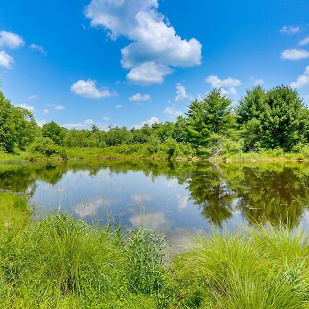 Secluded Poconos Cabin With Fire Pit On 75 Acres! East Stroudsburg Dış mekan fotoğraf